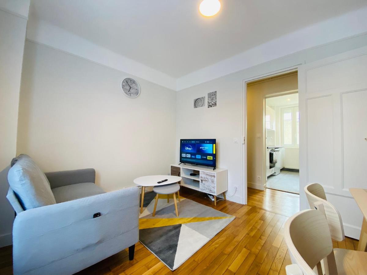 Cozy Appart' 2 Centre Ville Proche Gare Massy - Cozy Houses Екстериор снимка